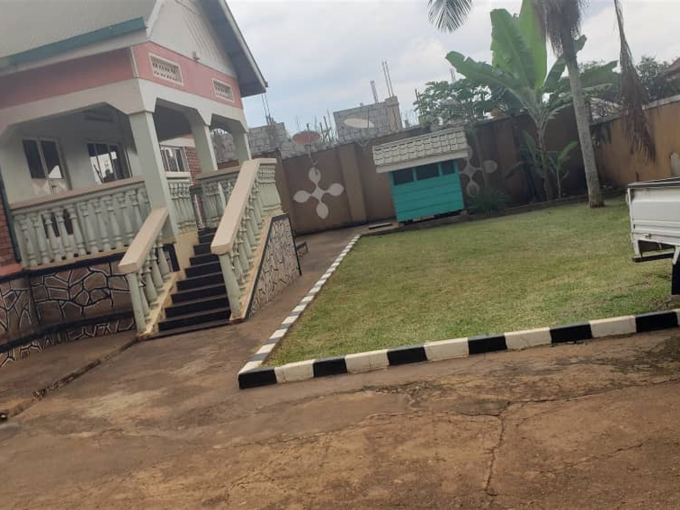 3 bedroom Bungalow for sale in Zanabunamwaya Wakiso Uganda