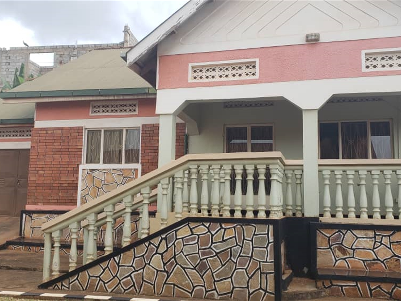 3 bedroom Bungalow for sale in Zanabunamwaya Wakiso Uganda