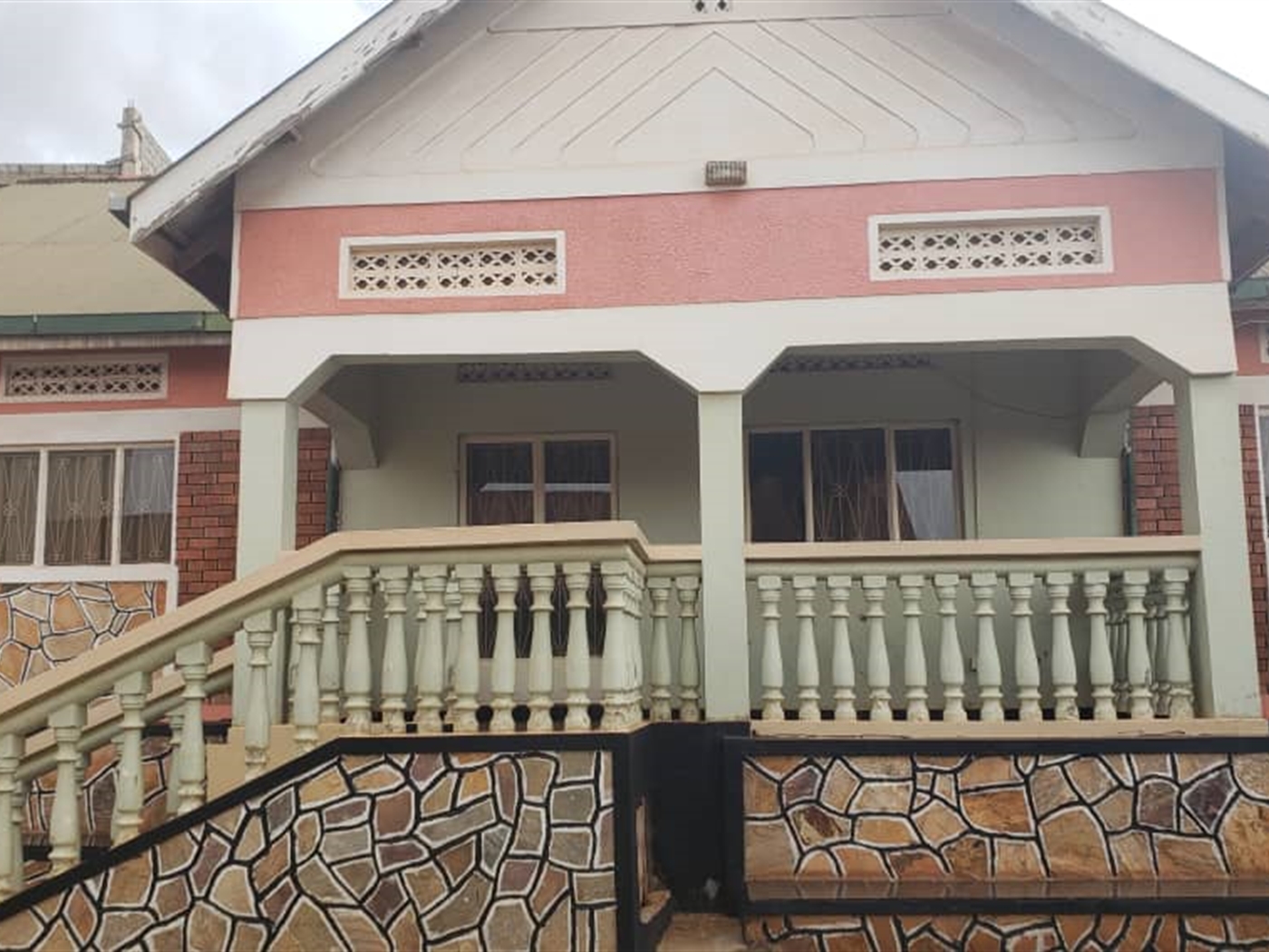 3 bedroom Bungalow for sale in Zanabunamwaya Wakiso Uganda