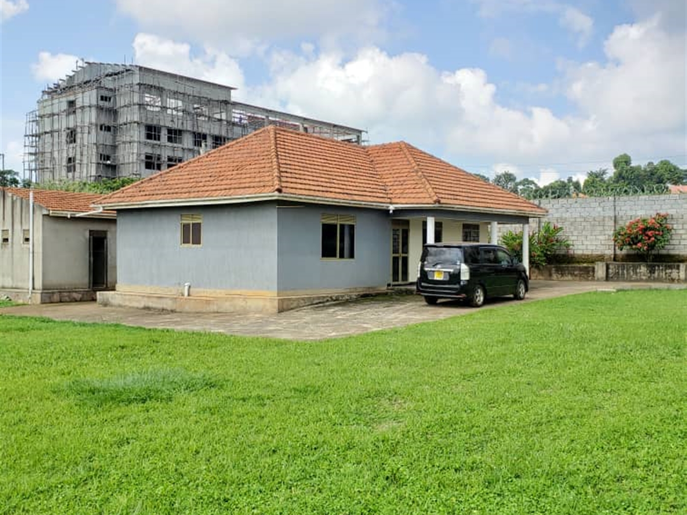 4 bedroom Bungalow for sale in Akright Wakiso Uganda