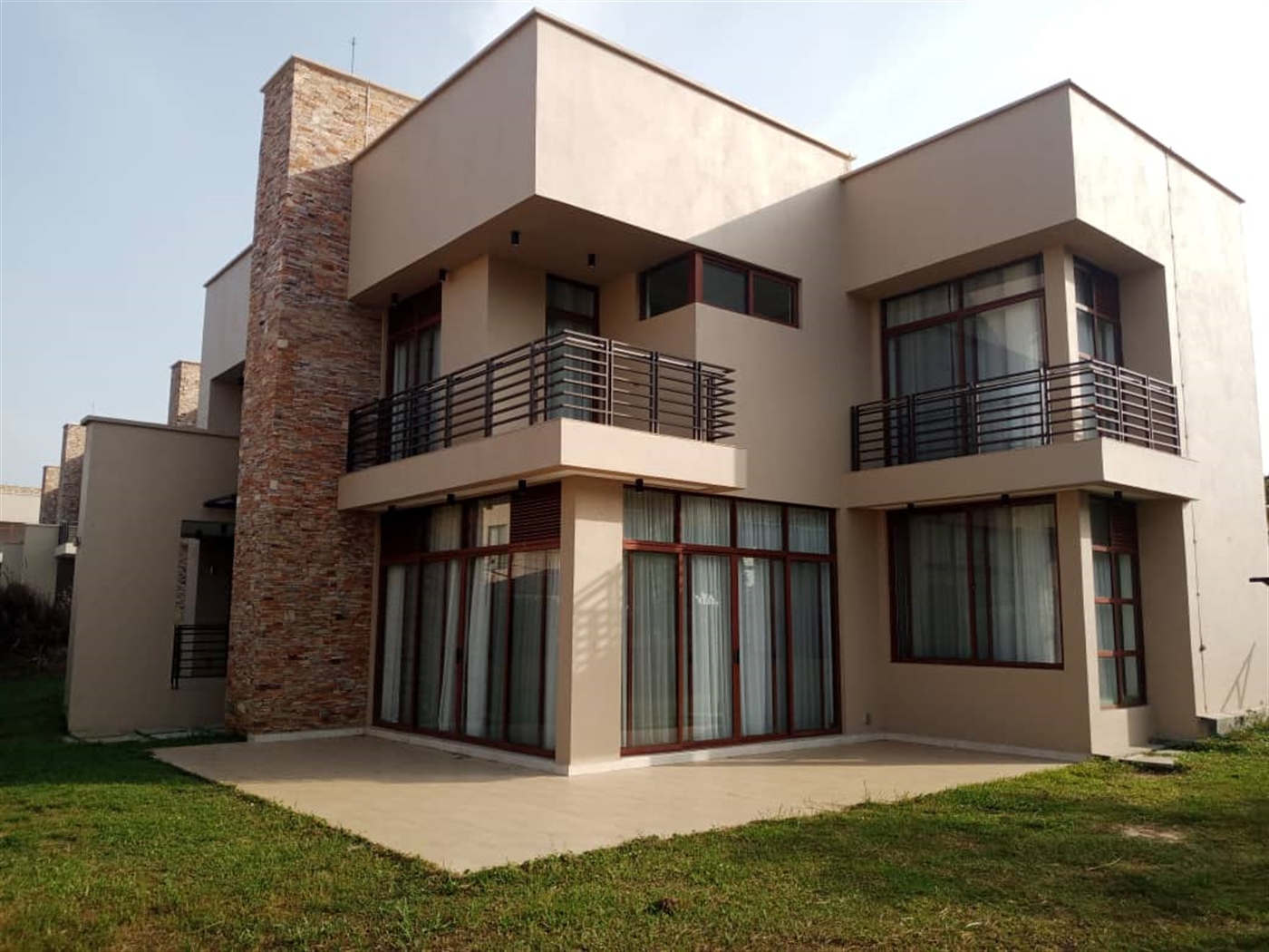 4 bedroom Town House for rent in Garuga Wakiso Uganda