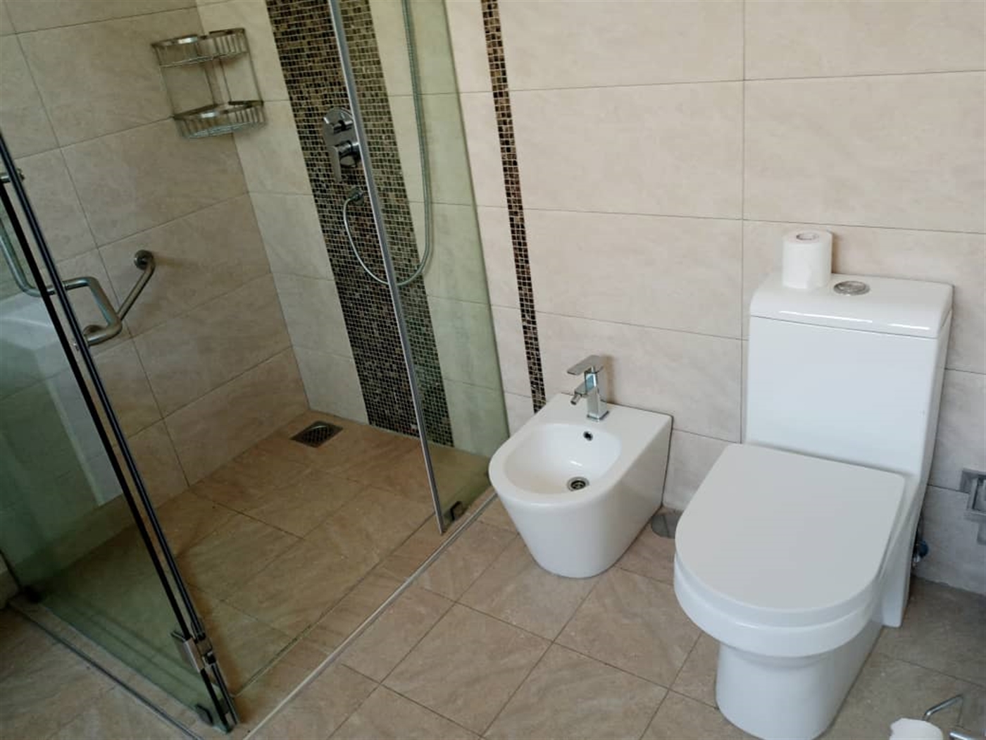 4 bedroom Town House for rent in Garuga Wakiso Uganda