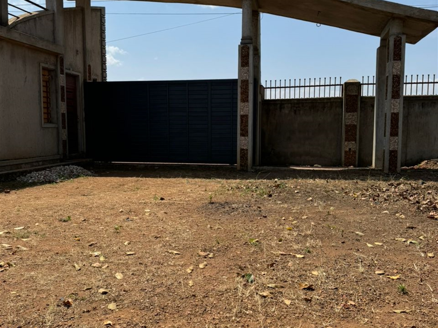 4 bedroom Bungalow for sale in Seguku Wakiso Uganda