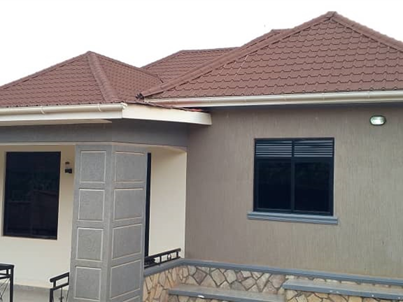 5 bedroom Bungalow for sale in Seeta Mukono Uganda