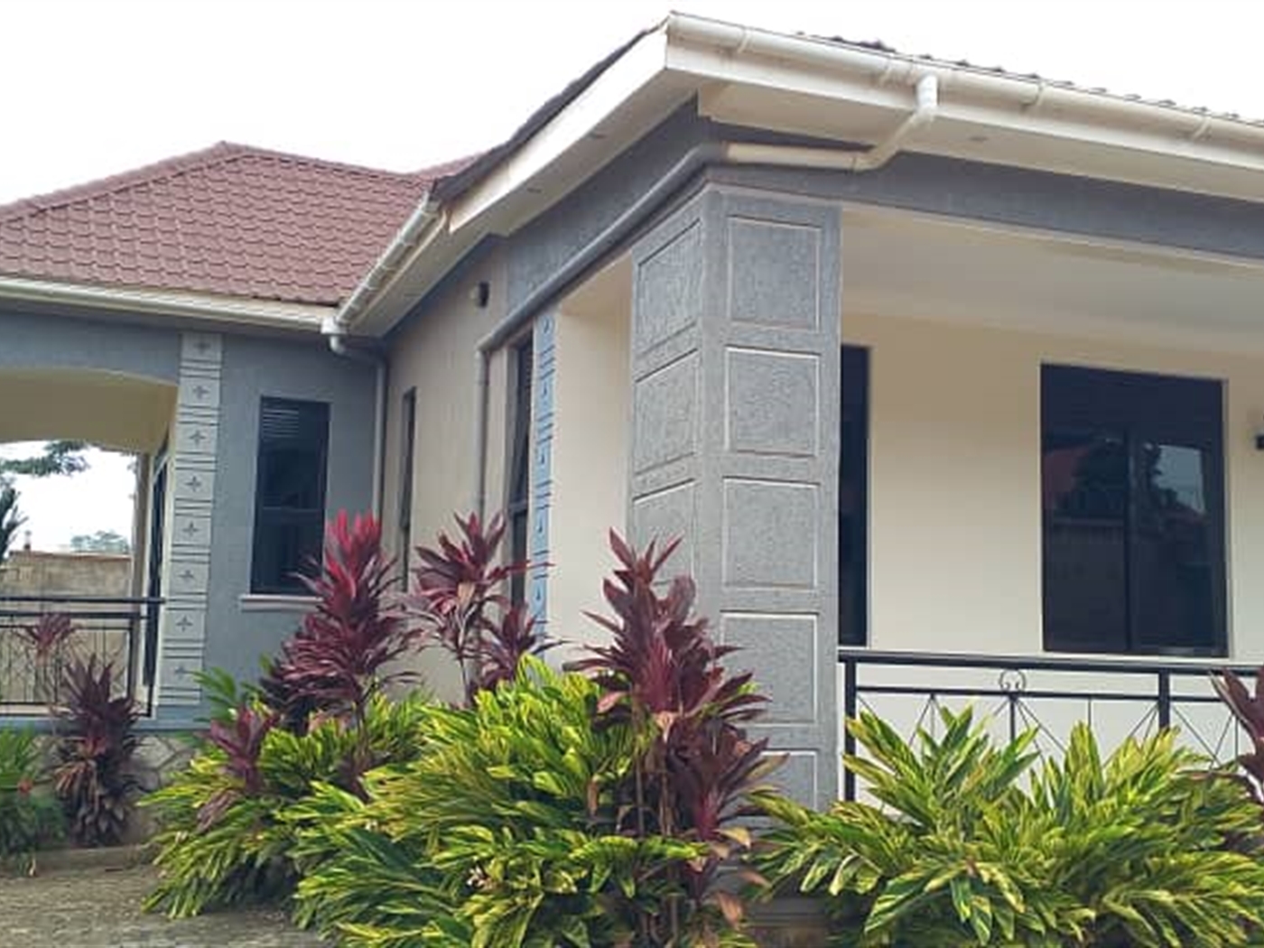 5 bedroom Bungalow for sale in Seeta Mukono Uganda
