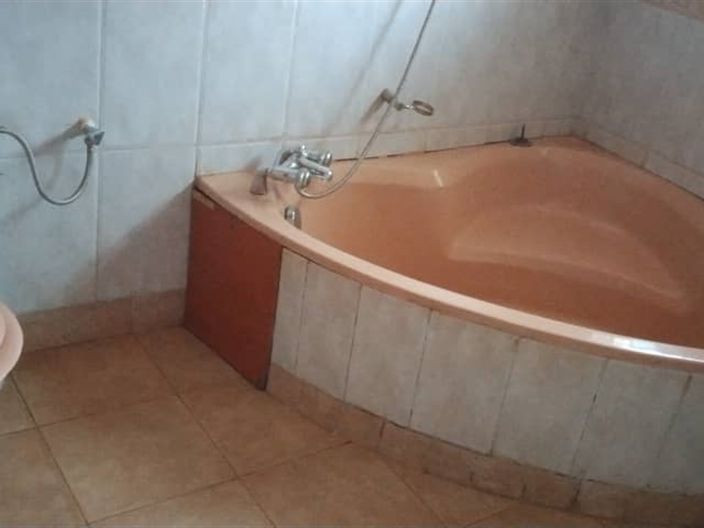 7 bedroom Bungalow for sale in Seeta Mukono Uganda