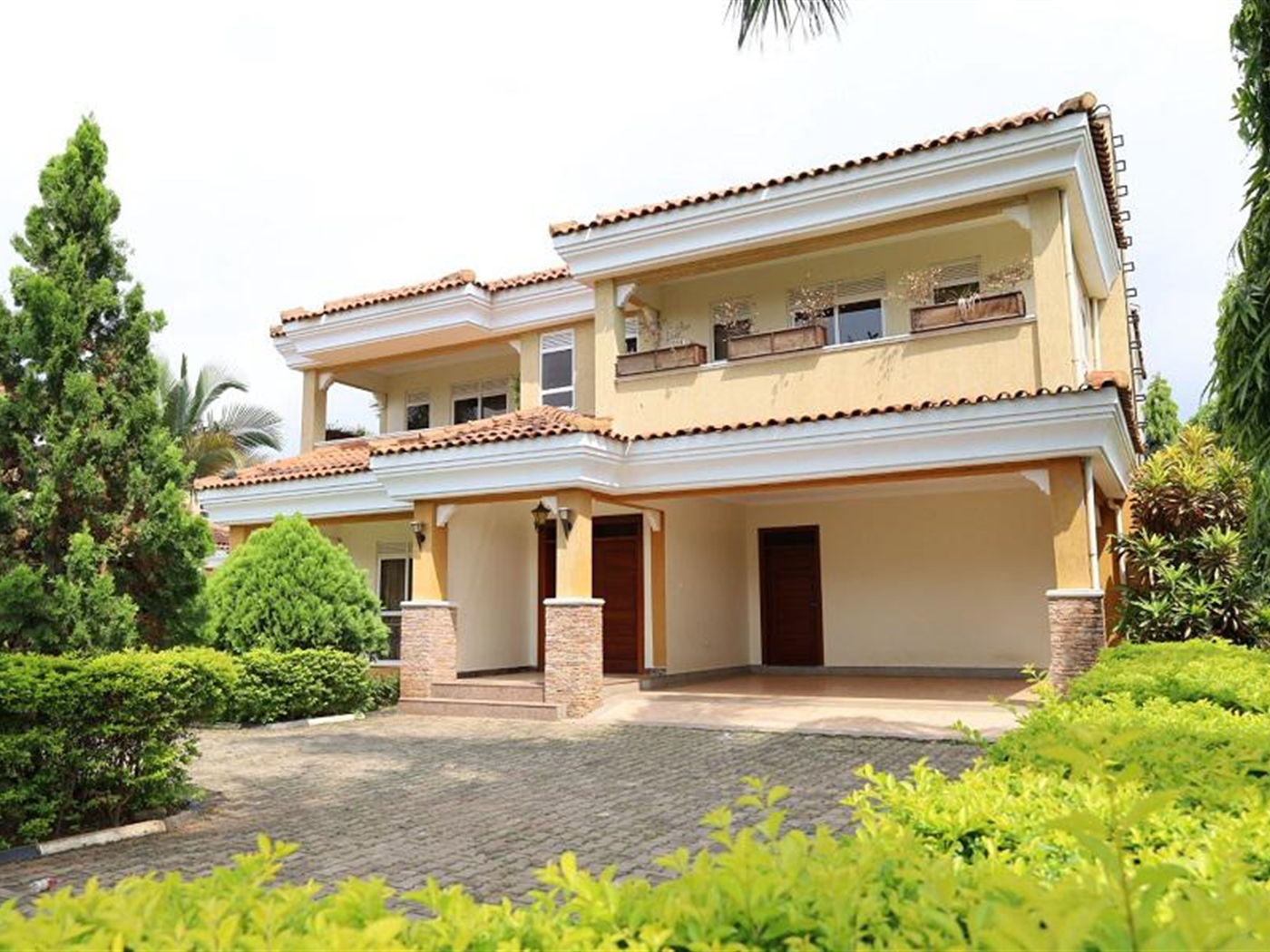 4 bedroom Storeyed house for rent in Munyonyo Wakiso Uganda