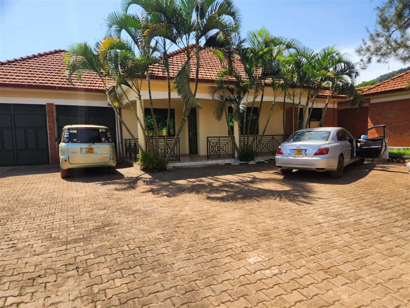 3 bedroom Bungalow for sale in Bwebajja Wakiso Uganda