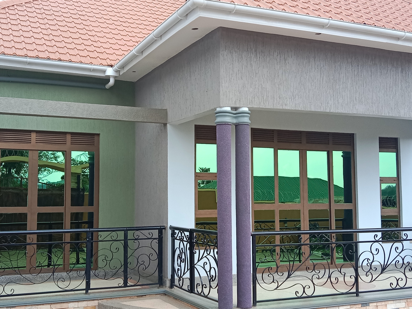 3 bedroom Bungalow for sale in Bwebajja Wakiso Uganda,