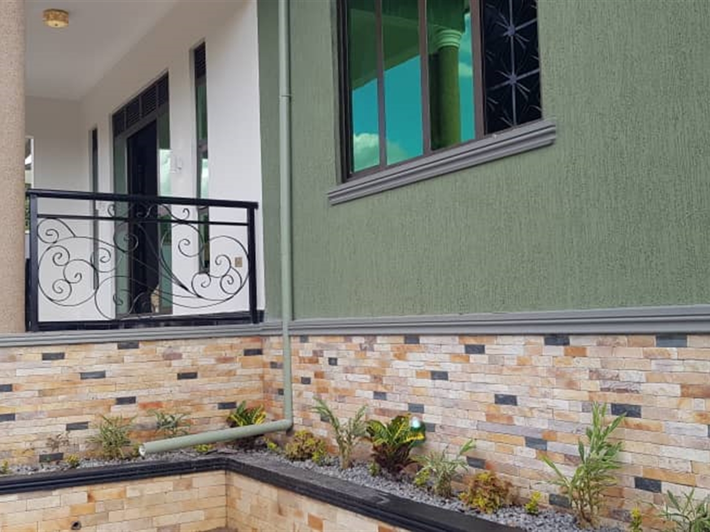 4 bedroom Bungalow for sale in Bwebajja Wakiso Uganda