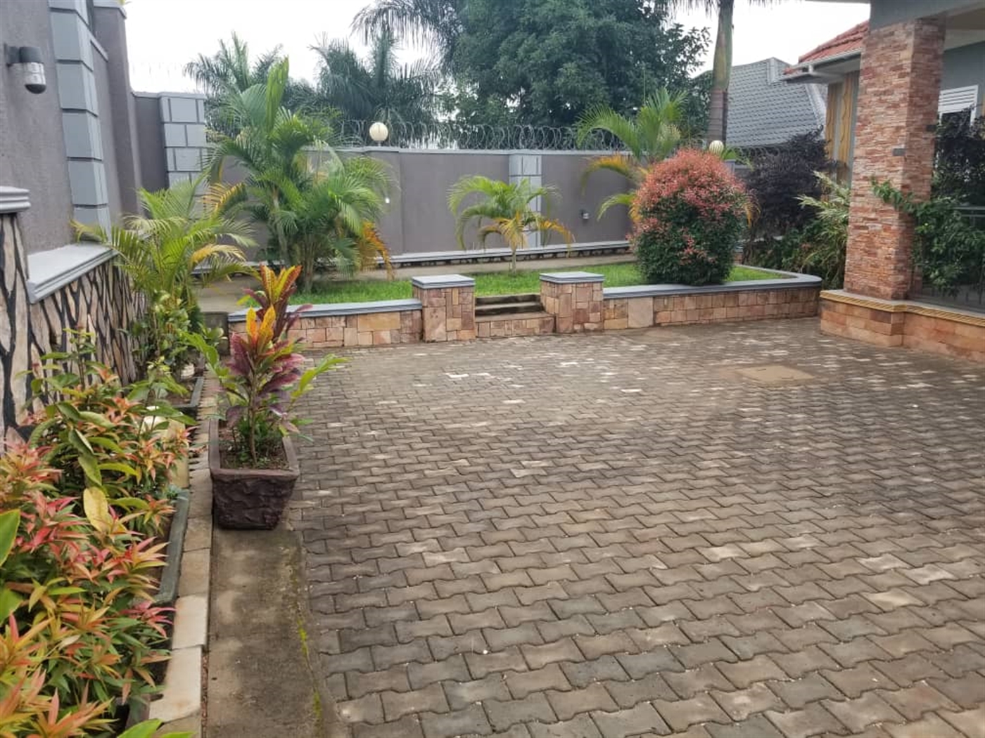 4 bedroom Bungalow for sale in Bwebajja Wakiso Uganda