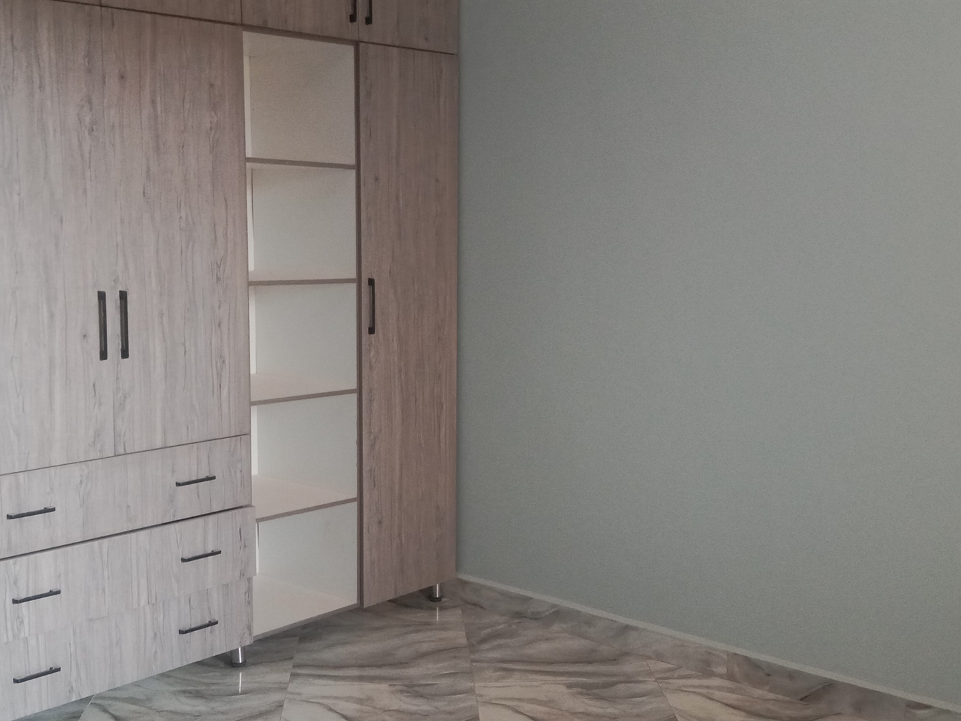 5 bedroom Bungalow for sale in Bwebajja Wakiso Uganda