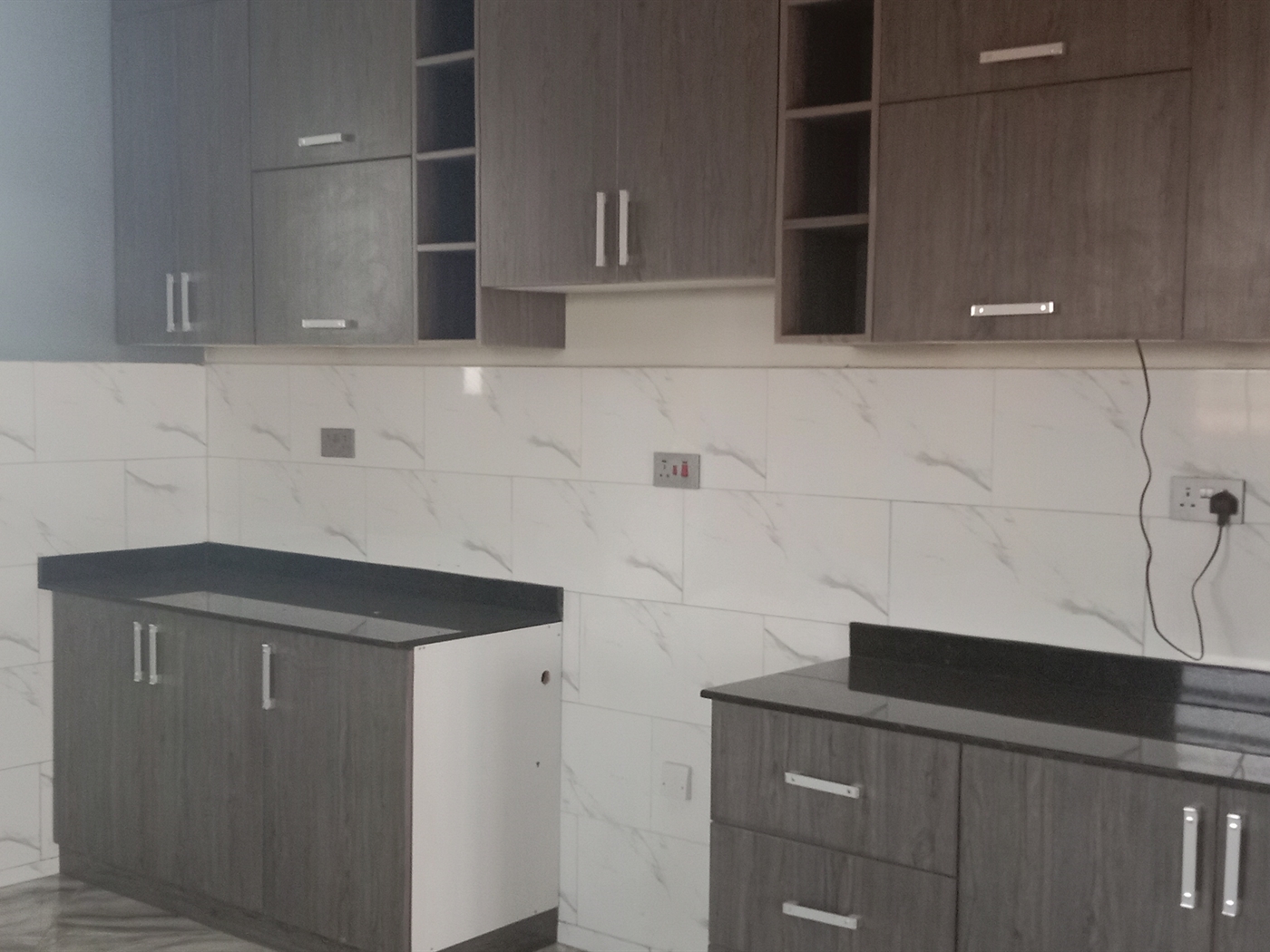5 bedroom Bungalow for sale in Bwebajja Wakiso Uganda