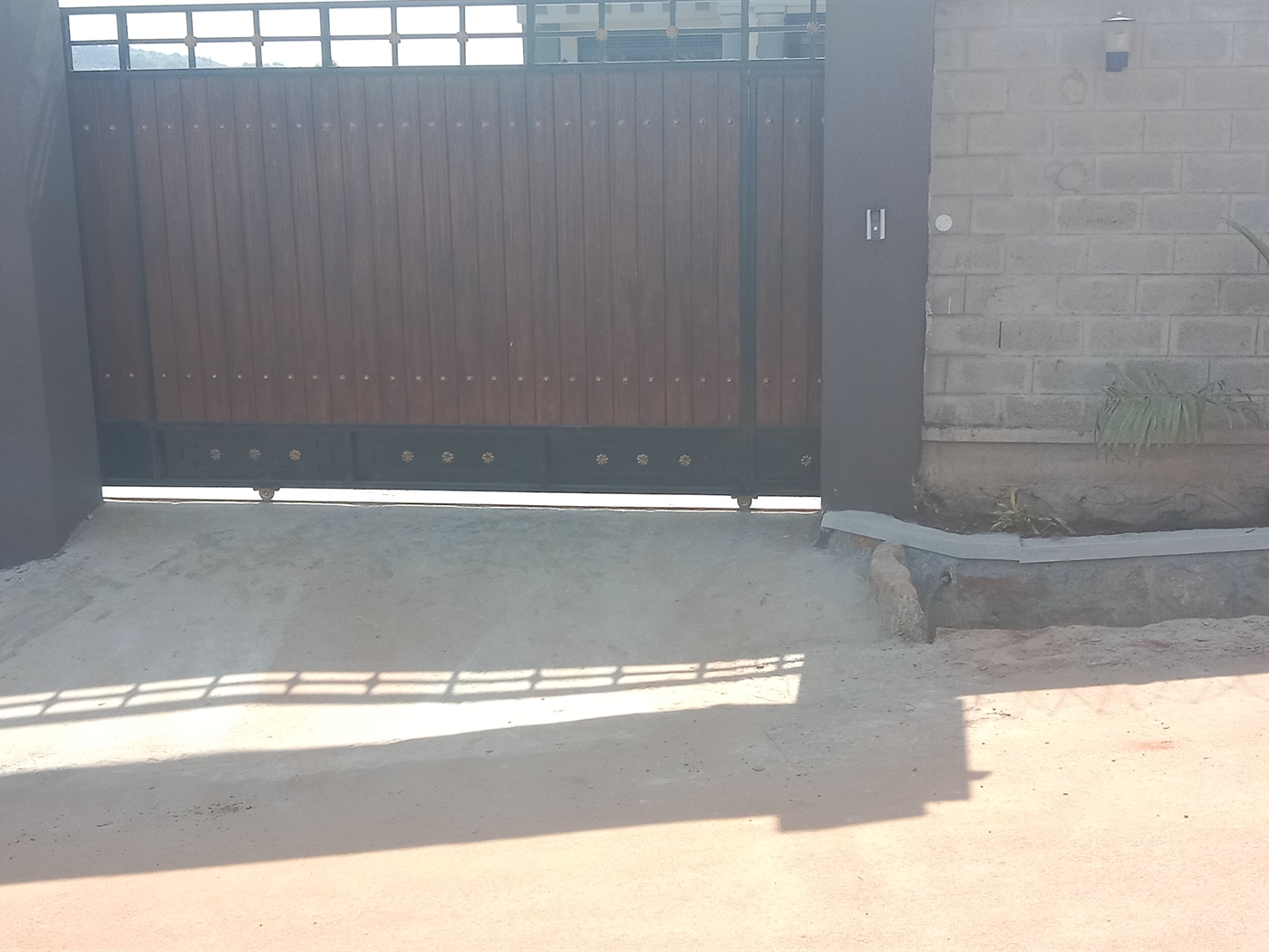 5 bedroom Bungalow for sale in Bwebajja Wakiso Uganda