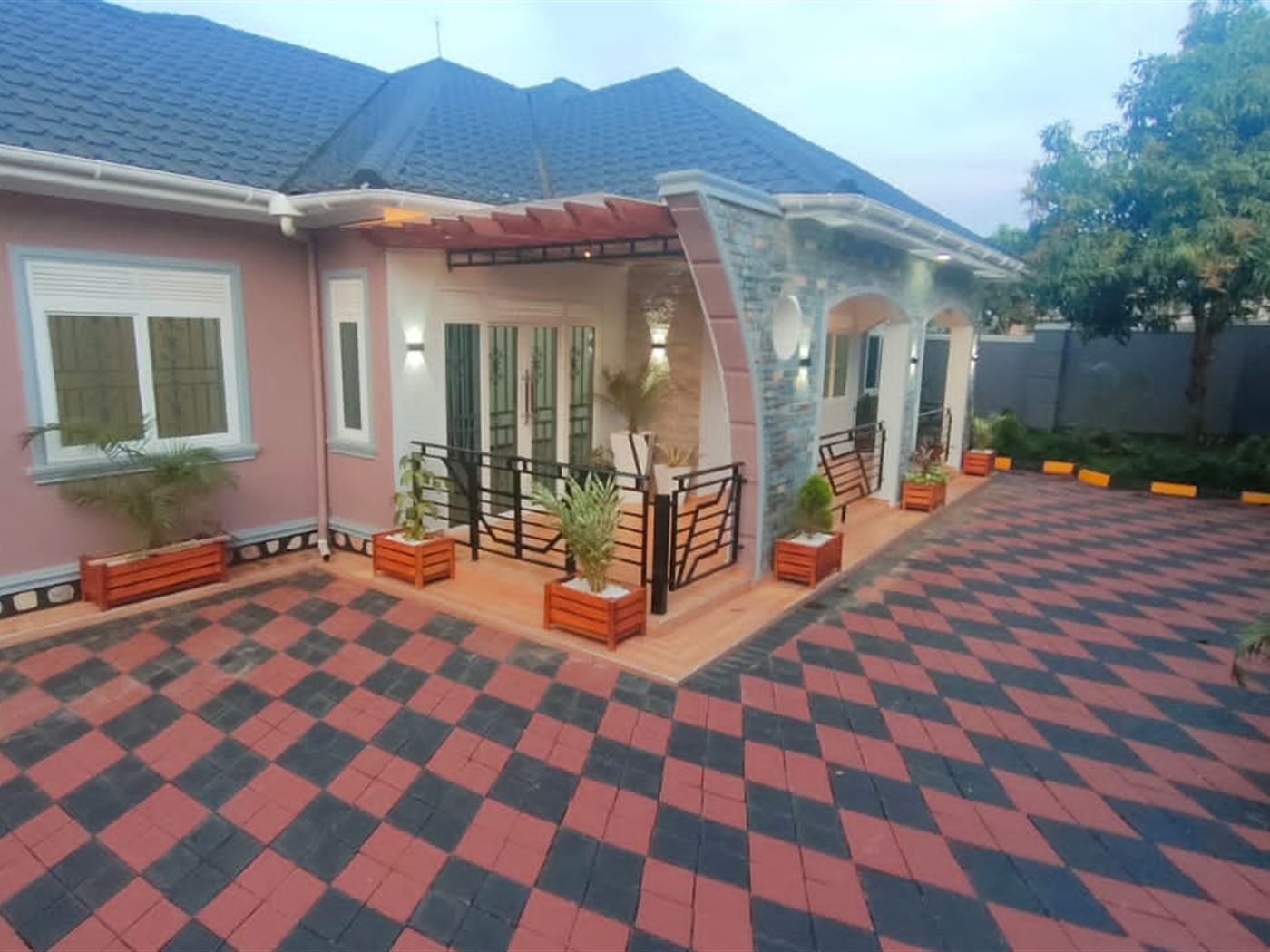 4 bedroom Bungalow for sale in Naluvule Wakiso Uganda