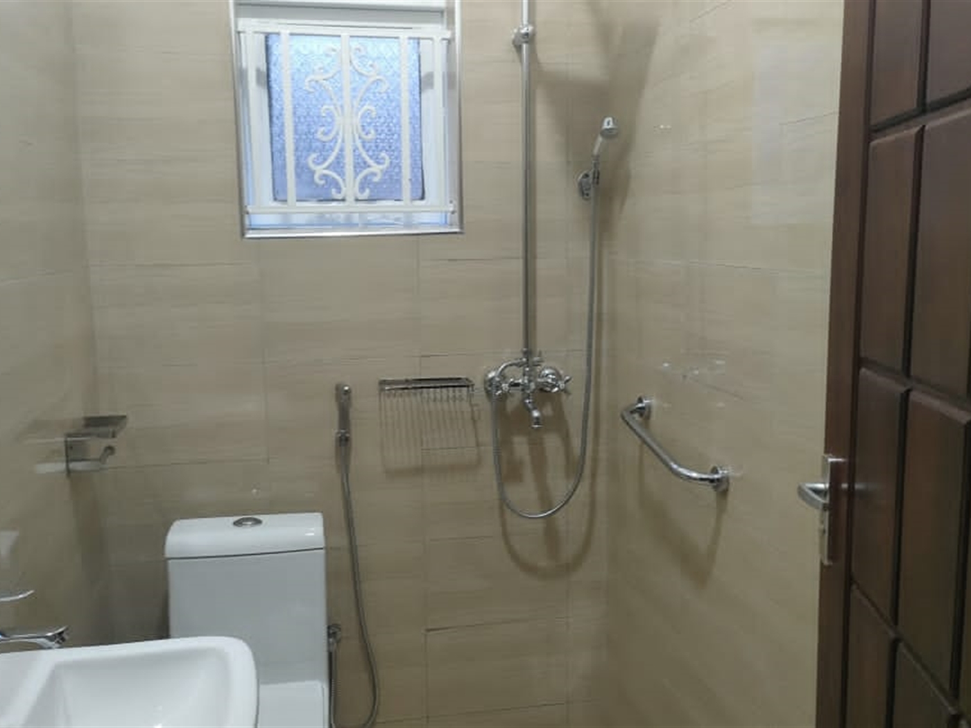 4 bedroom Bungalow for sale in Naluvule Wakiso Uganda