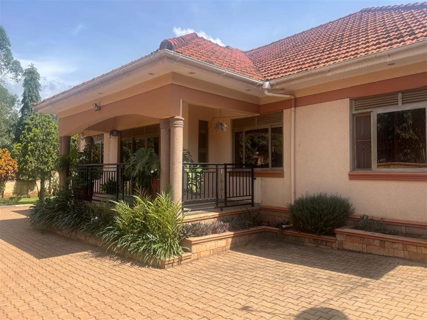 4 bedroom Bungalow for sale in Najjera Wakiso Uganda