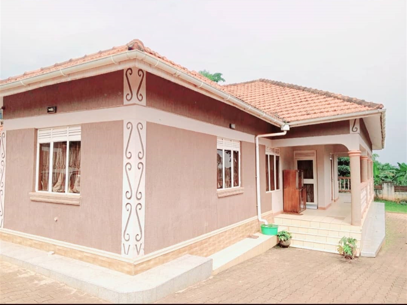 4 bedroom Bungalow for sale in Najjera Kampala Uganda
