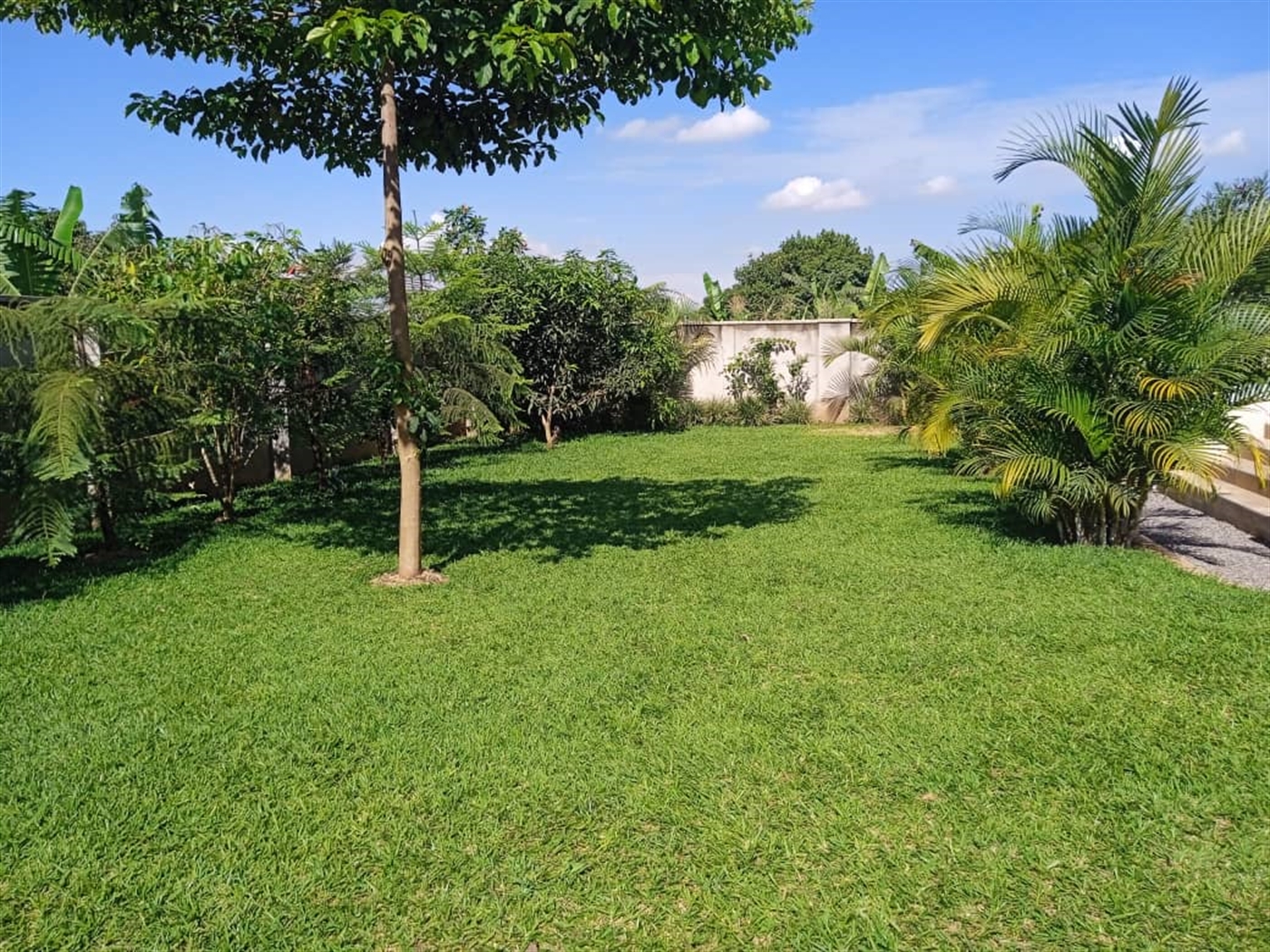 4 bedroom Bungalow for sale in Kasangati Wakiso Uganda