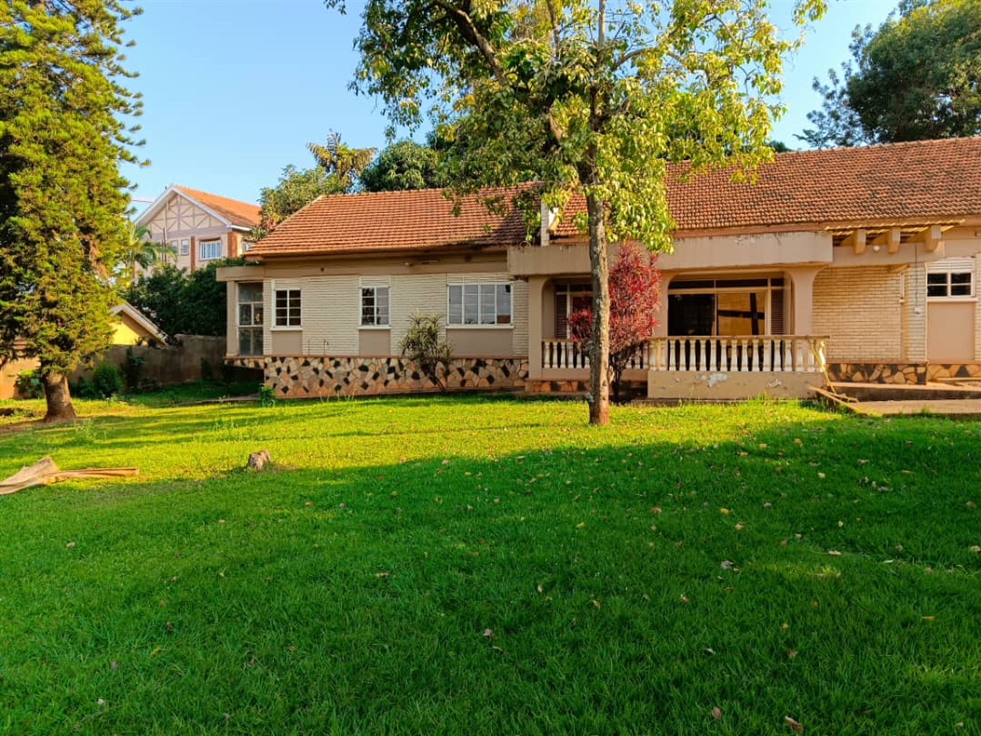 4 bedroom Bungalow for sale in Naguru Kampala Uganda