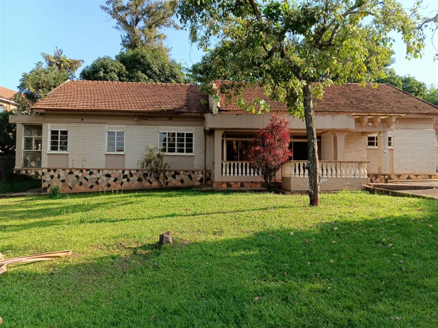 4 bedroom Bungalow for sale in Naguru Kampala Uganda