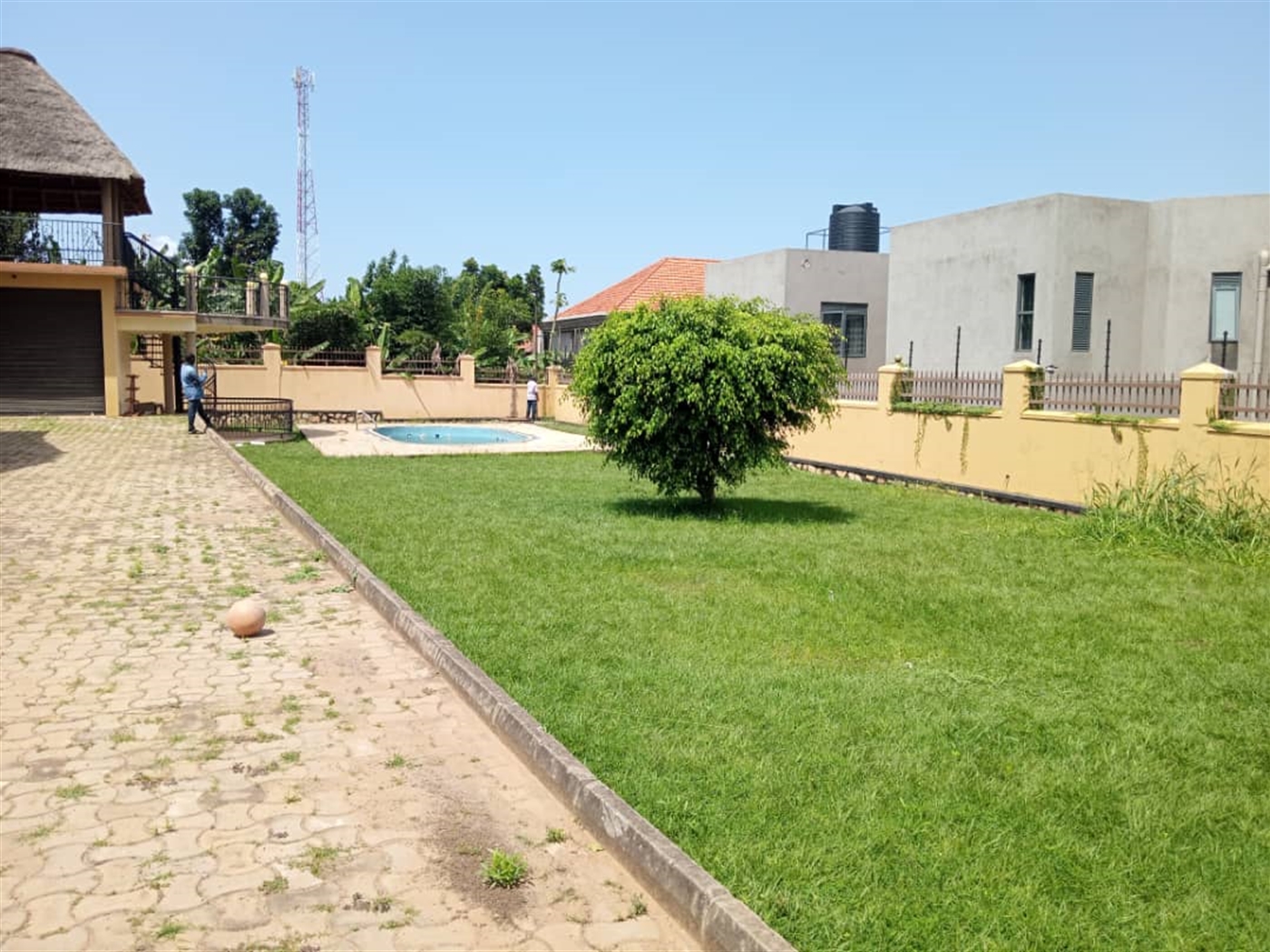 4 bedroom Bungalow for sale in Kigo Wakiso Uganda