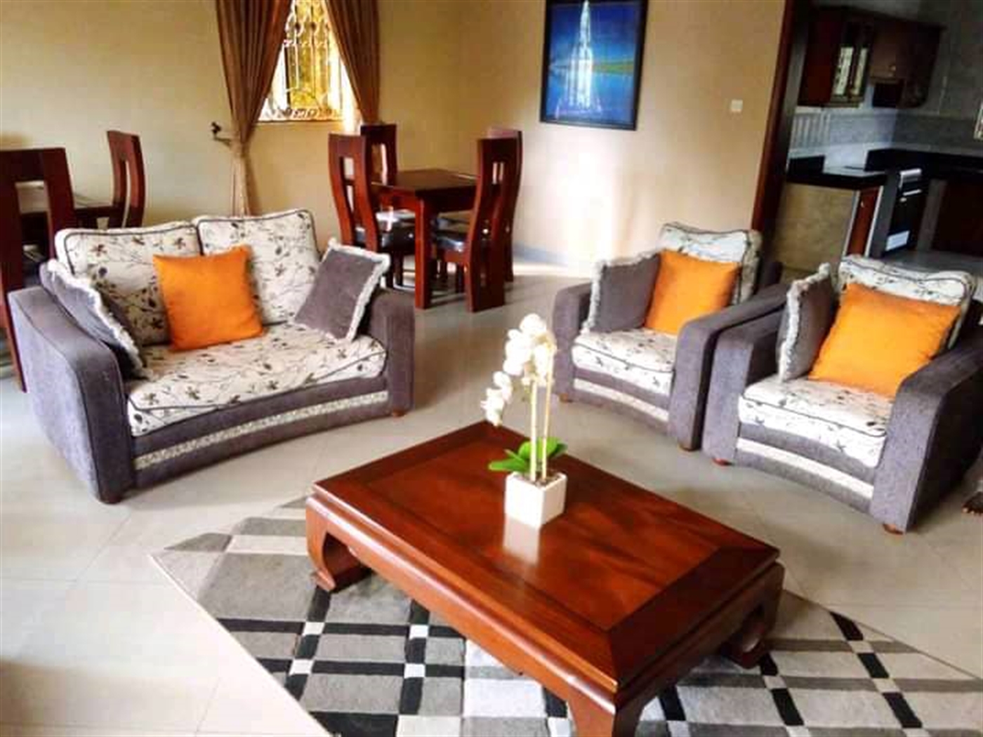 4 bedroom Storeyed house for rent in Kigo Wakiso Uganda