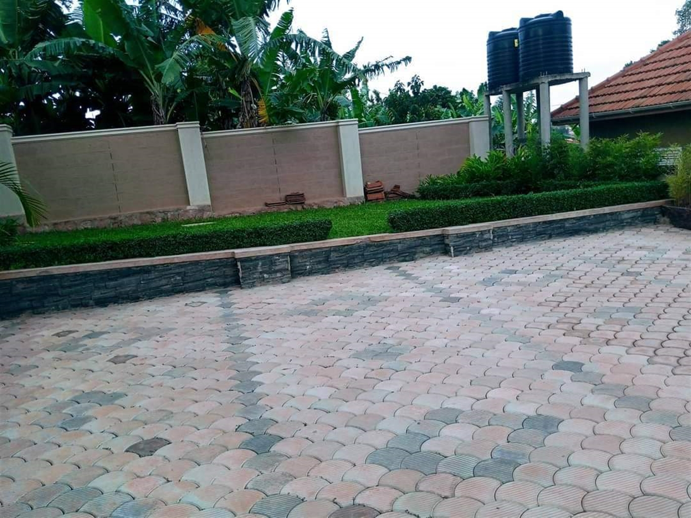 4 bedroom Bungalow for sale in Kira Wakiso Uganda
