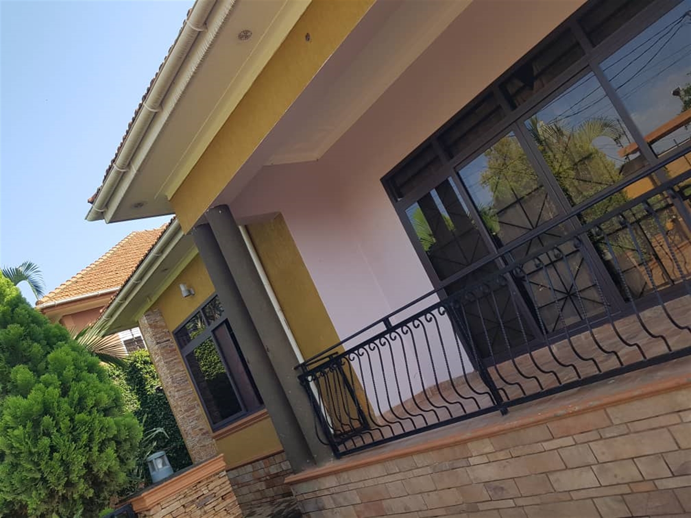4 bedroom Bungalow for sale in Kira Wakiso Uganda