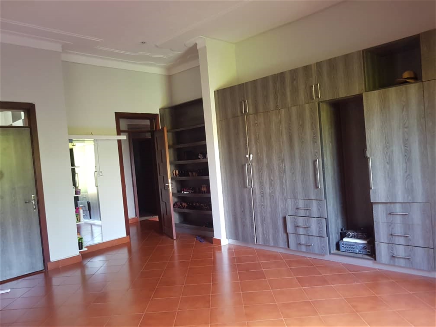 4 bedroom Bungalow for sale in Kira Wakiso Uganda