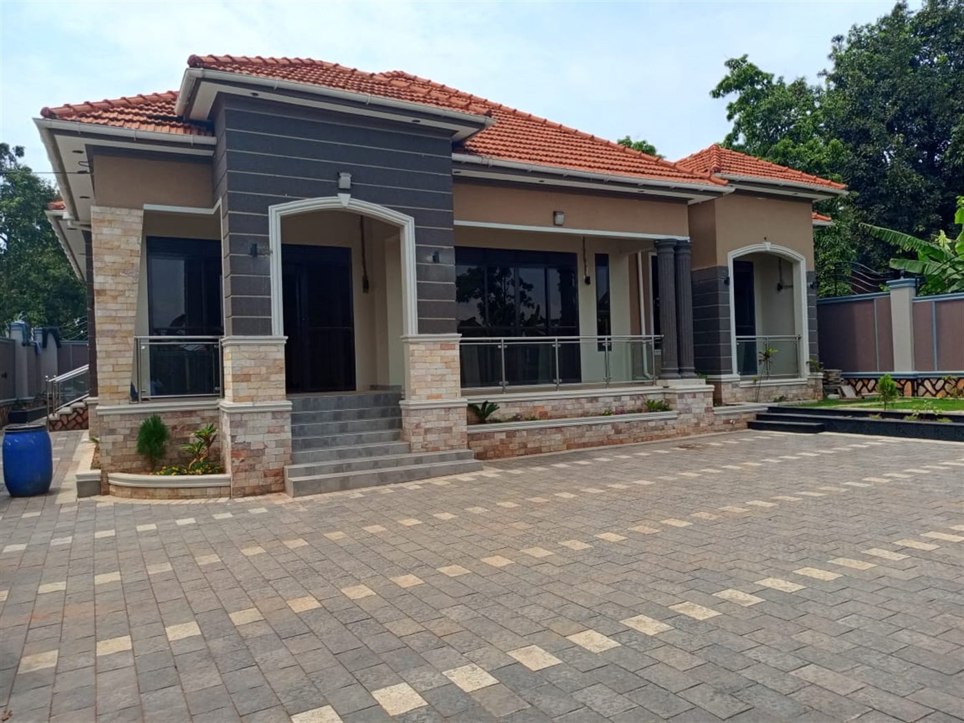 4 bedroom Bungalow for sale in Kira Wakiso Uganda