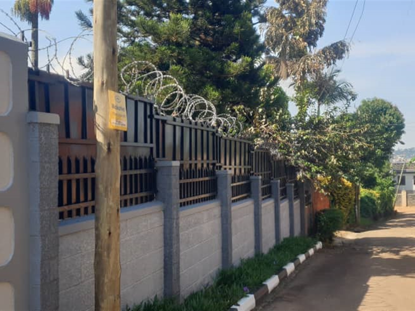 5 bedroom Storeyed house for rent in Muyenga Kampala Uganda