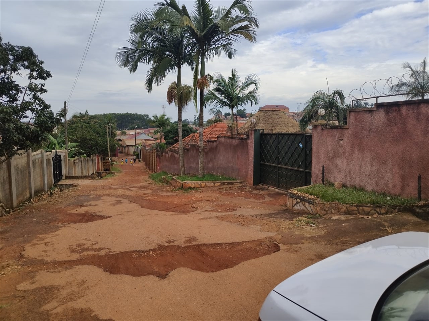 5 bedroom Bungalow for sale in Mbuya Kampala Uganda