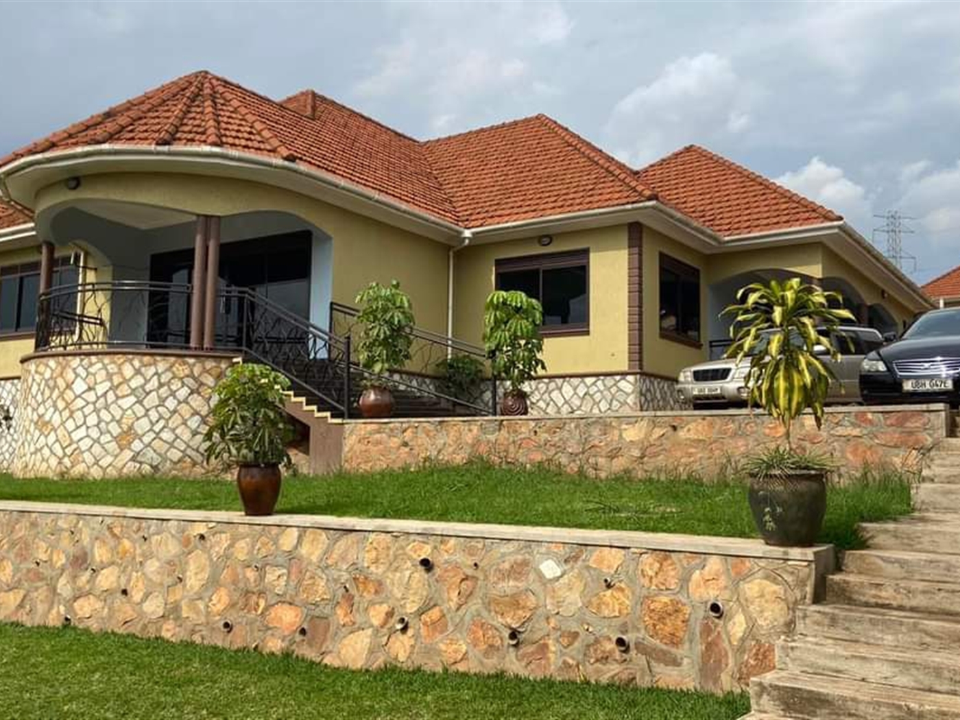 5 bedroom Bungalow for sale in Mbalwa Wakiso Ugand...