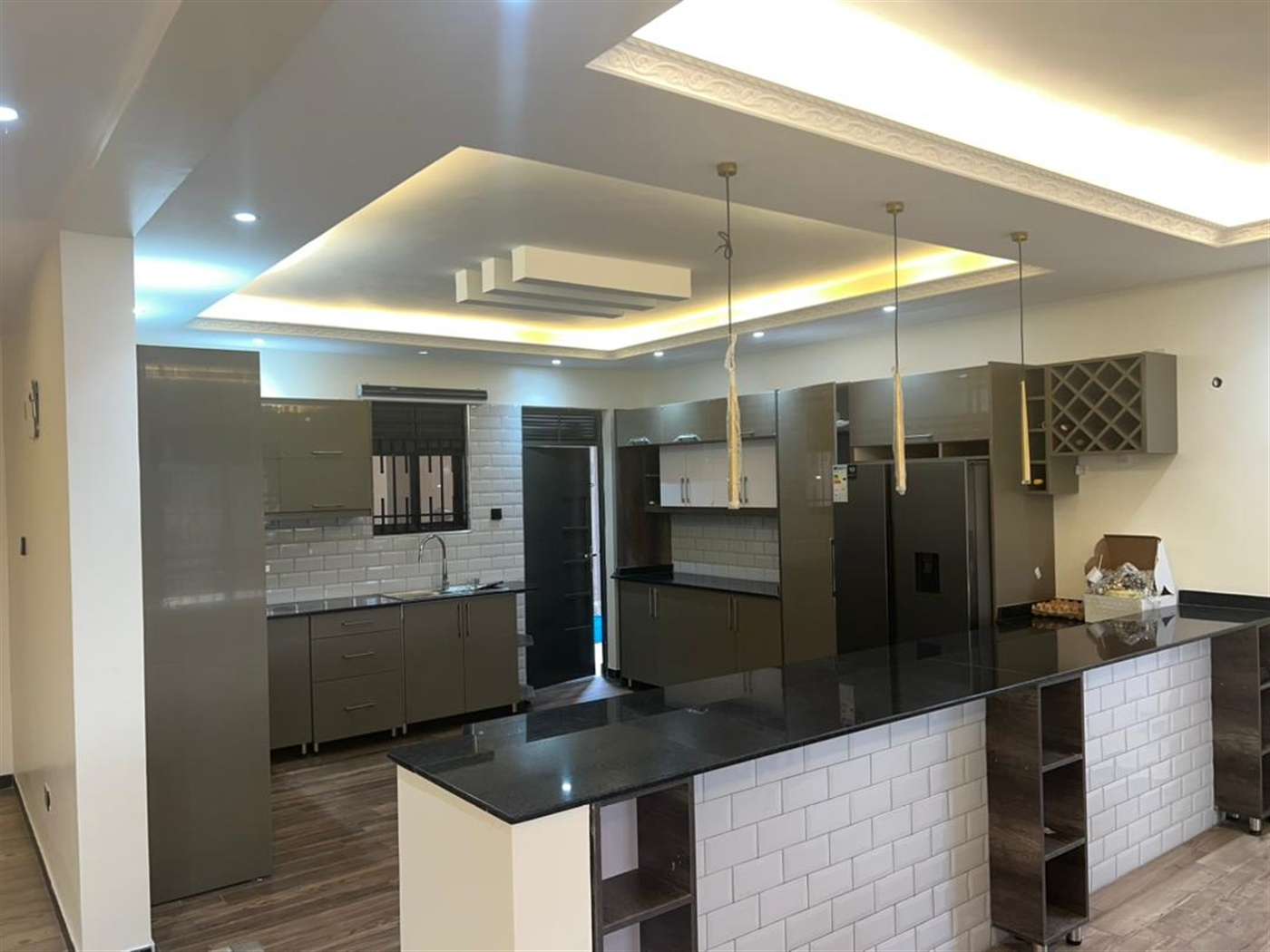 4 bedroom Storeyed house for rent in Katale Wakiso Uganda,