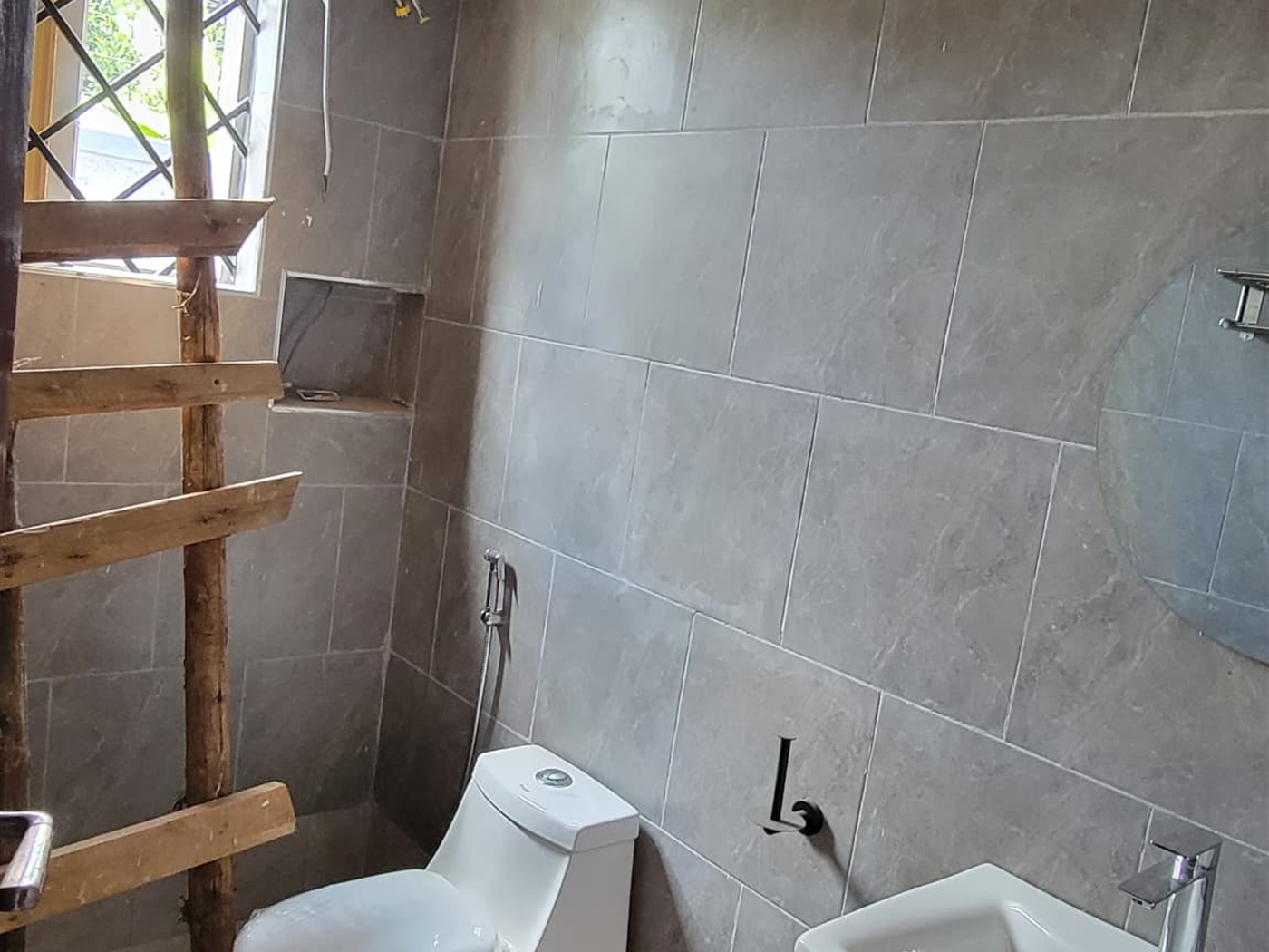 4 bedroom Bungalow for sale in Kisaasi Kampala Uganda