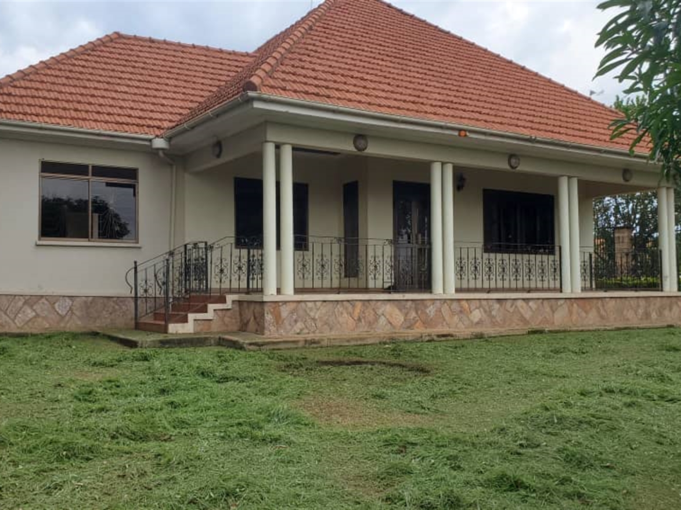 1 bedroom Bungalow for sale in Kisaasi Wakiso Uganda,