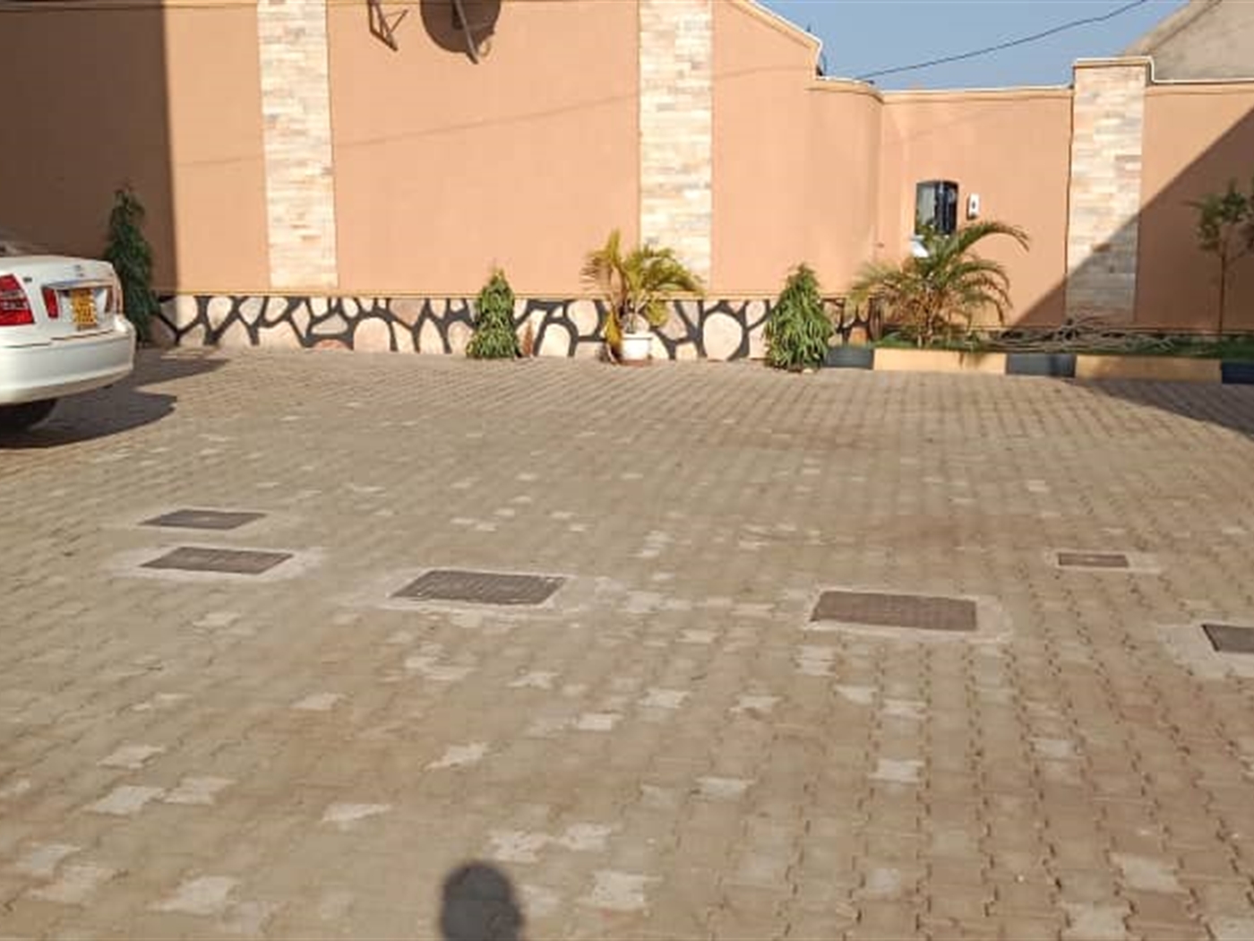 Hotel for rent in Lubaga Kampala Uganda