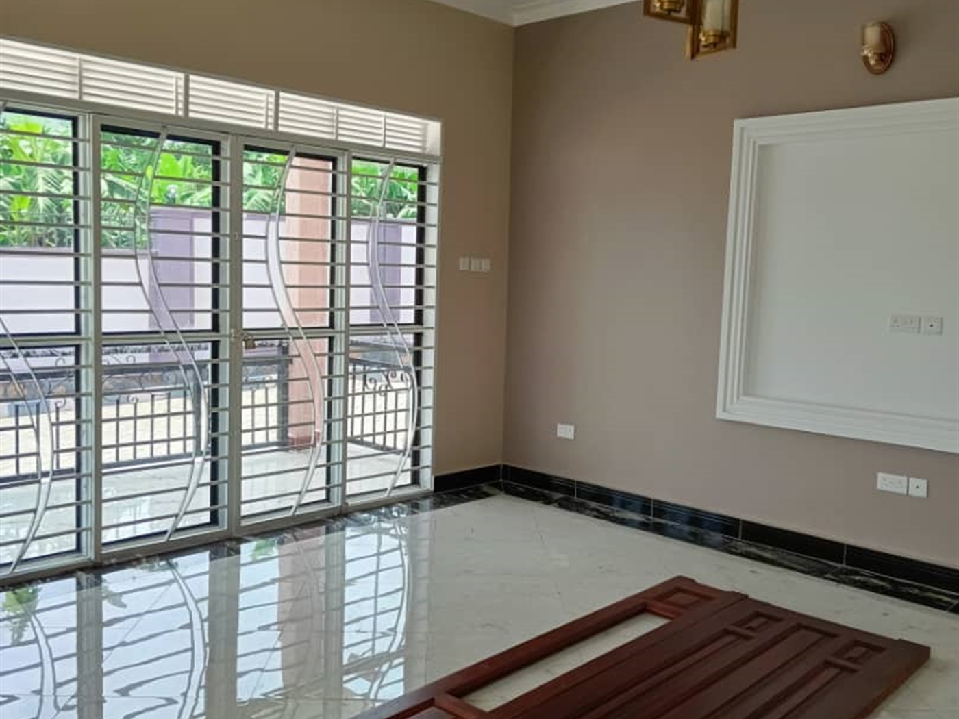 4 bedroom Bungalow for sale in Kitende Wakiso Uganda