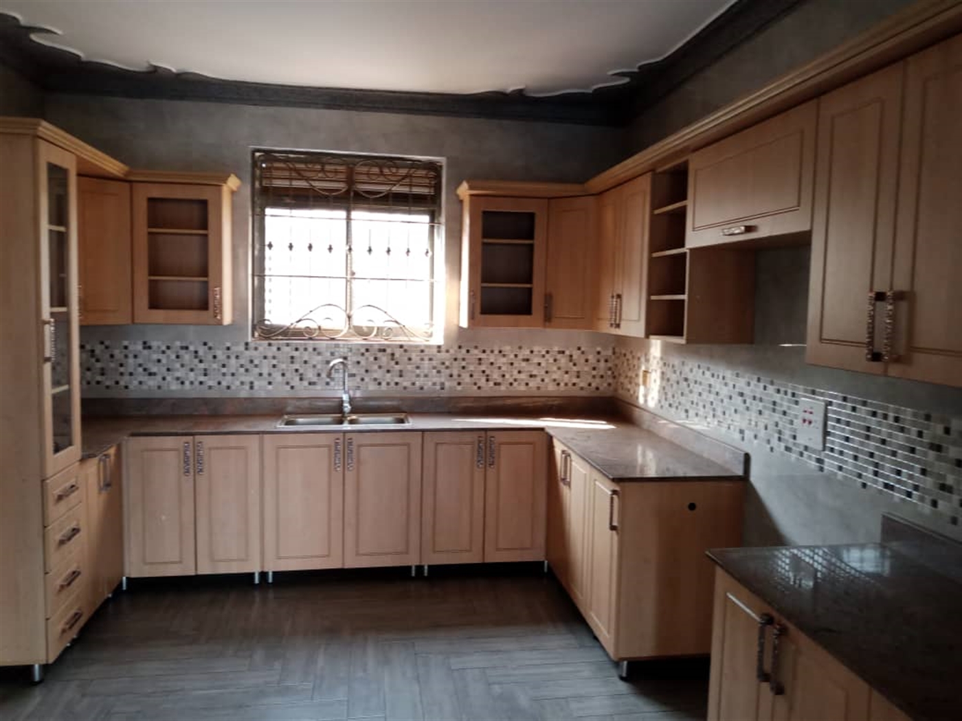 5 bedroom Bungalow for sale in Kyanja Kampala Uganda,
