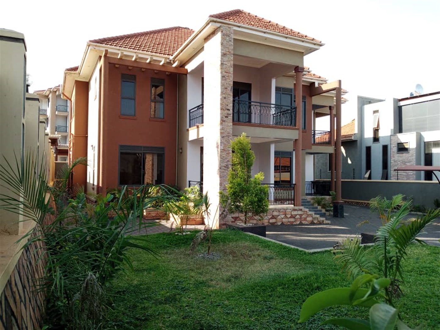 5 bedroom Bungalow for sale in Kyanja Kampala Uganda,
