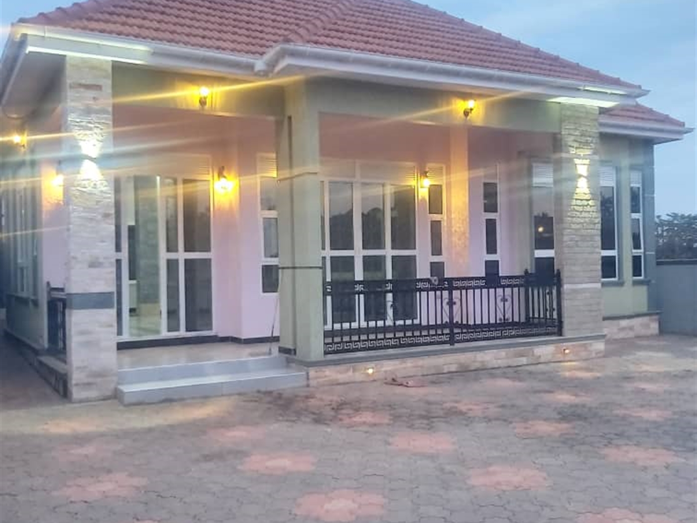 3 bedroom Bungalow for sale in Kitende Wakiso Uganda