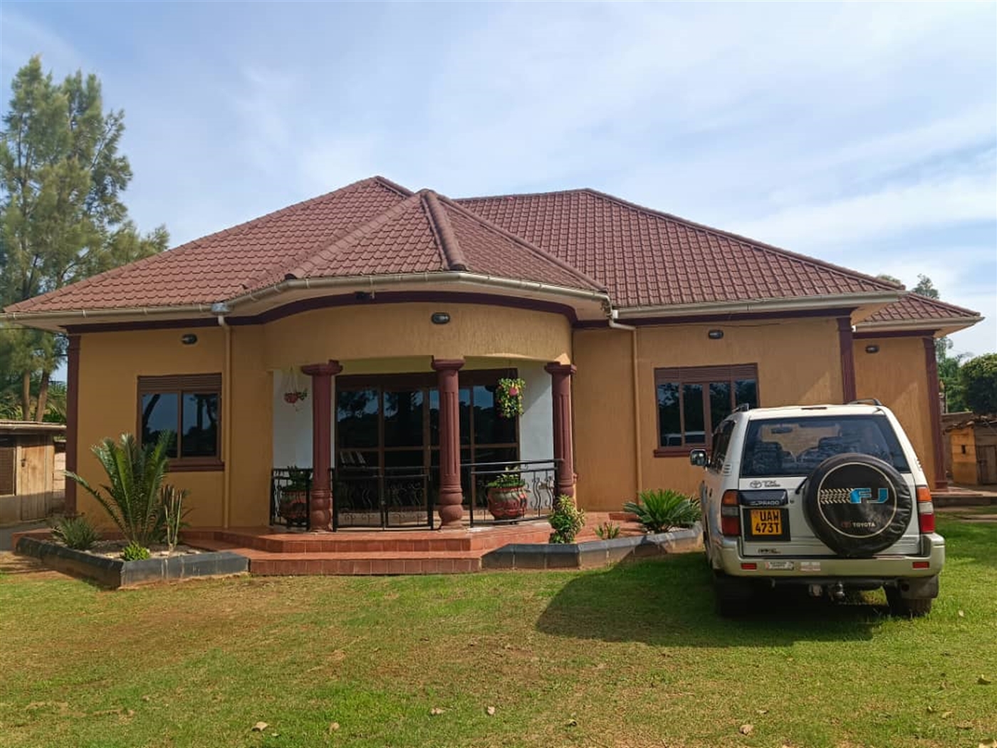 4 bedroom Bungalow for sale in Kungu Wakiso Uganda