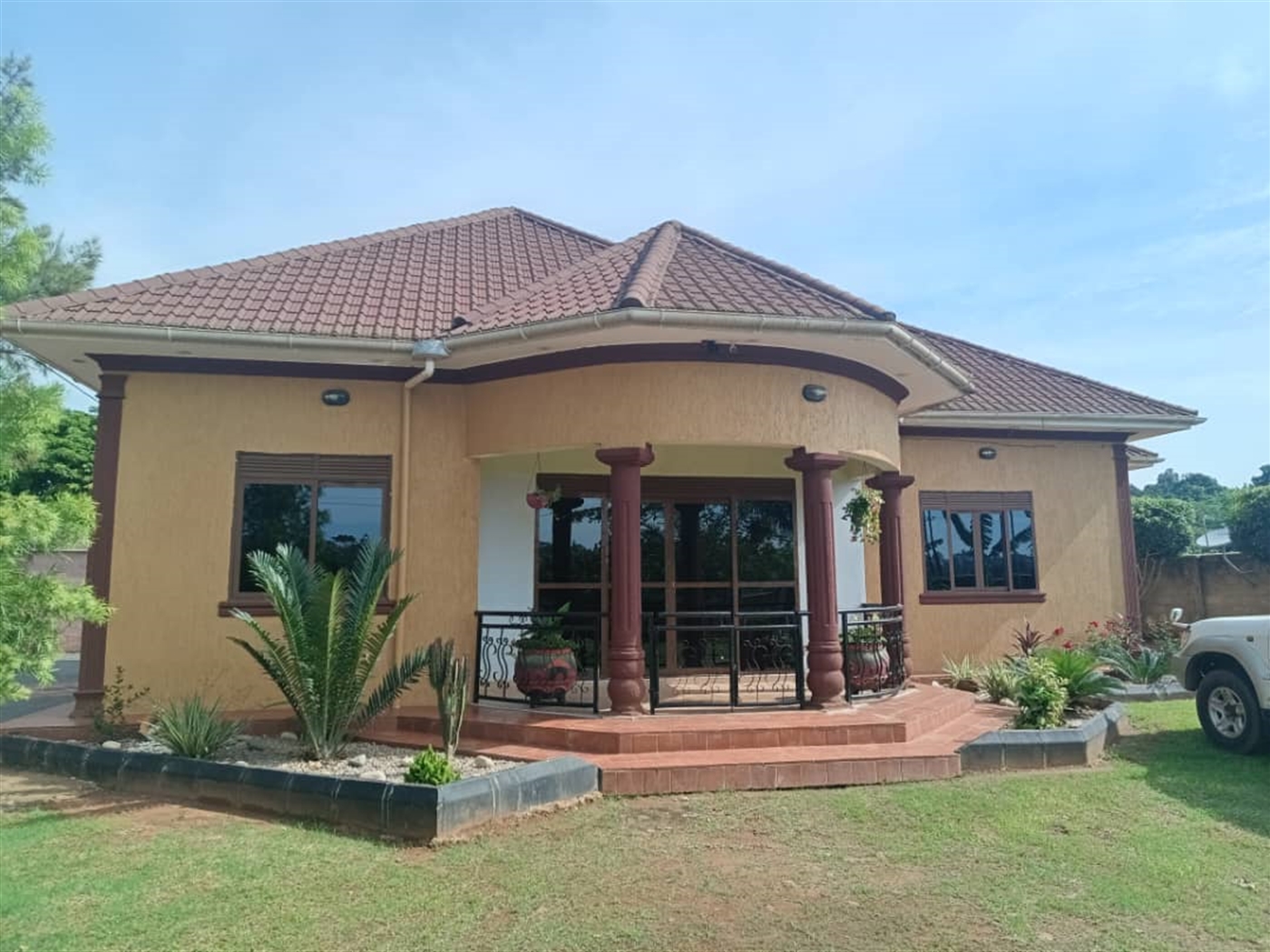 4 bedroom Bungalow for sale in Kungu Wakiso Uganda