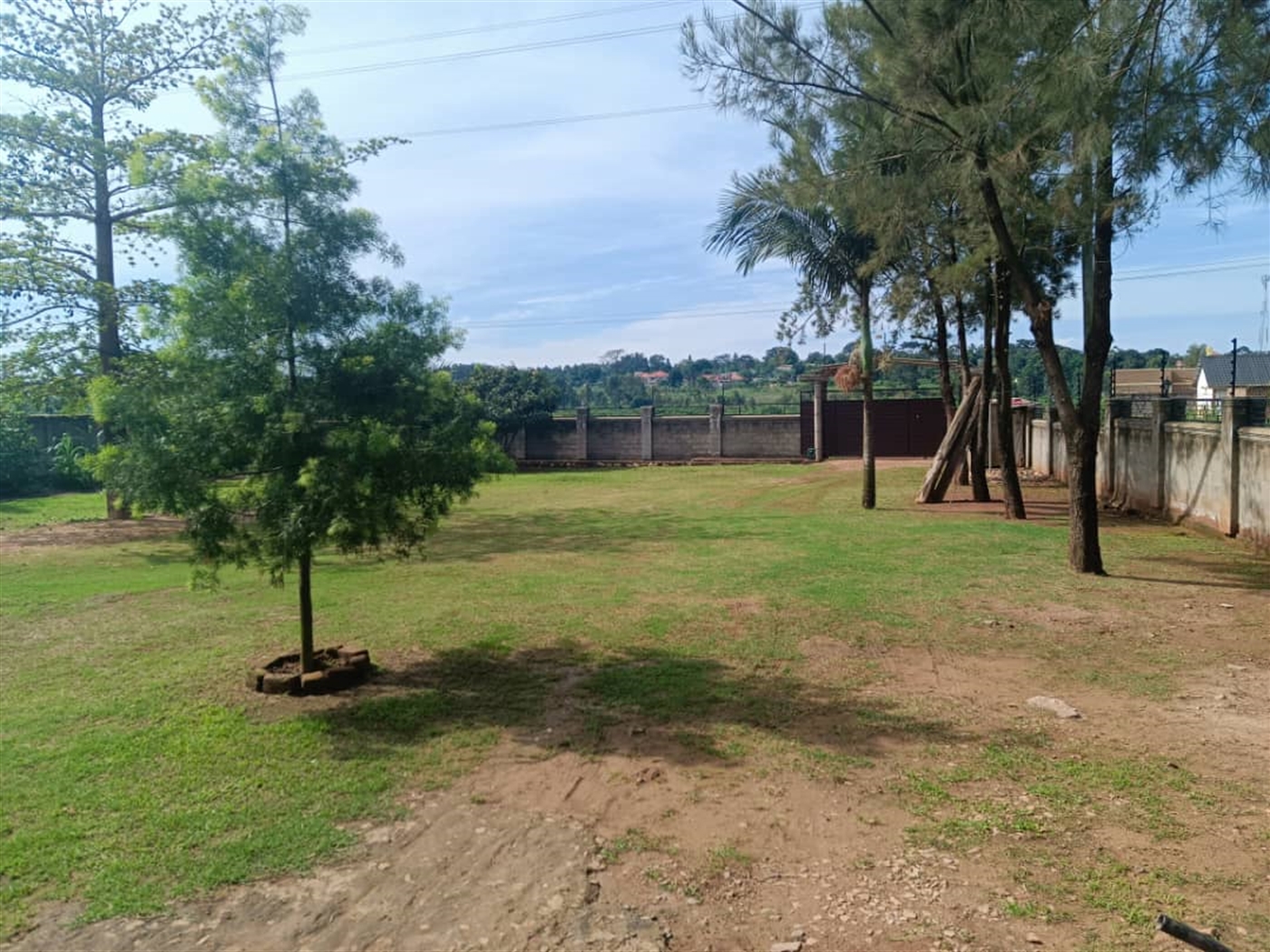 4 bedroom Bungalow for sale in Kungu Wakiso Uganda
