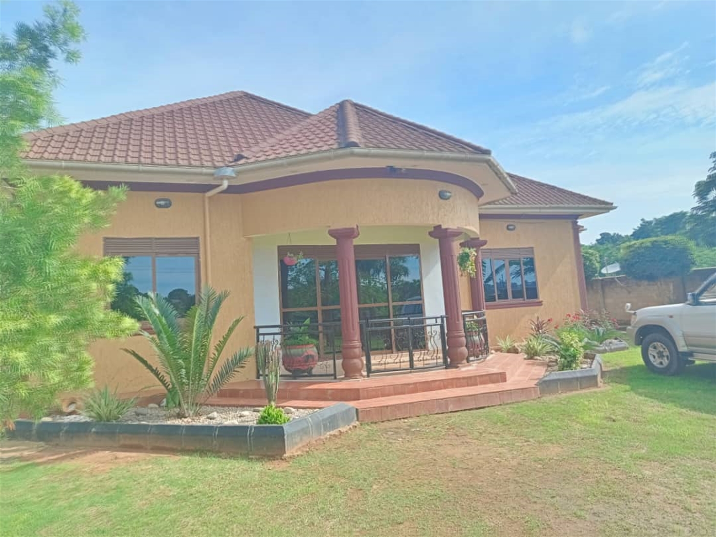 4 bedroom Bungalow for sale in Kungu Wakiso Uganda