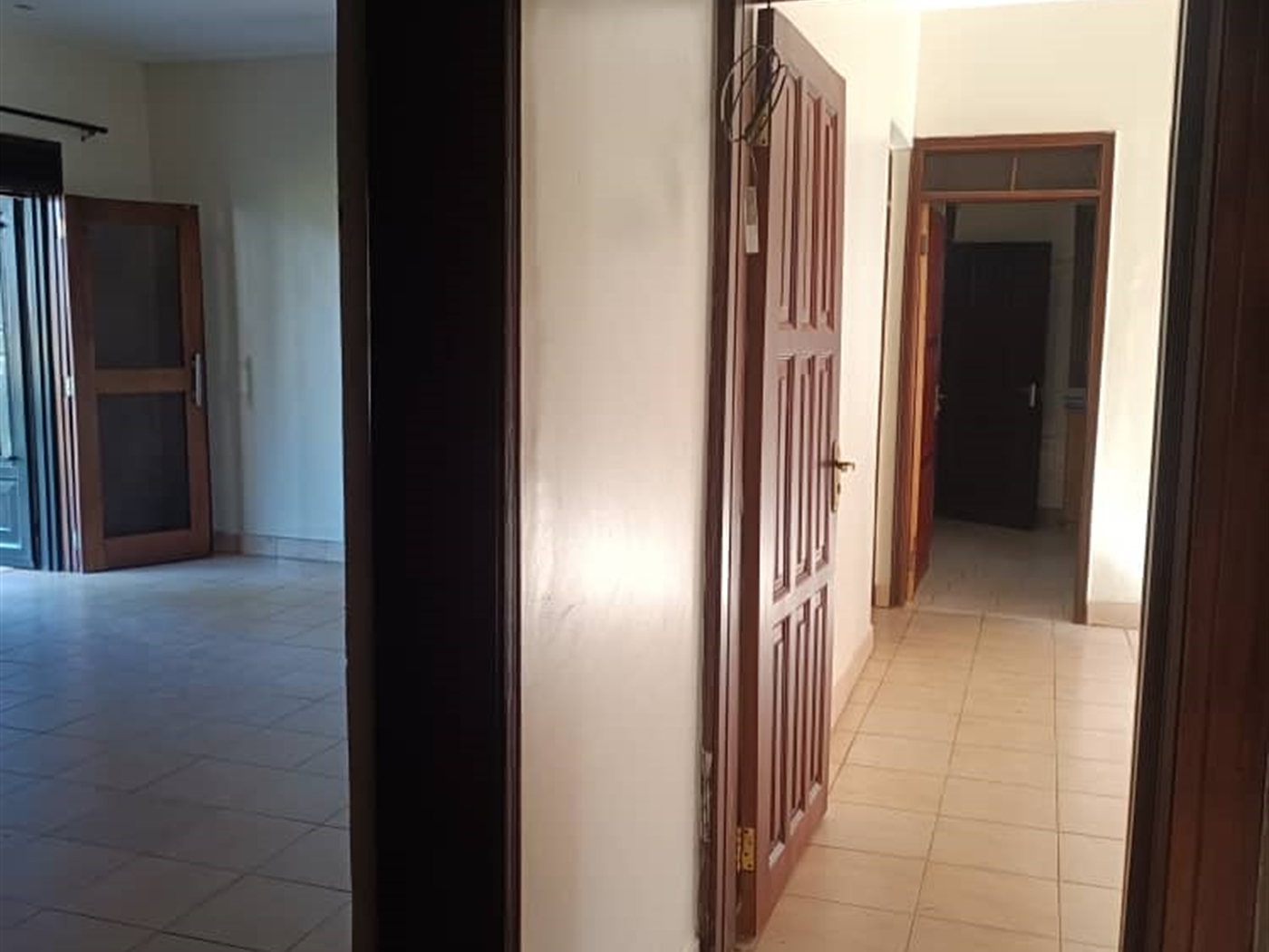 4 bedroom Bungalow for sale in Komamboga Wakiso Uganda
