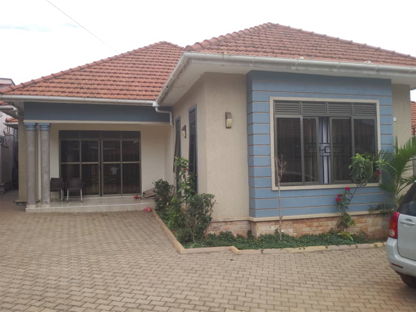 4 bedroom Bungalow for sale in Komamboga Wakiso Uganda