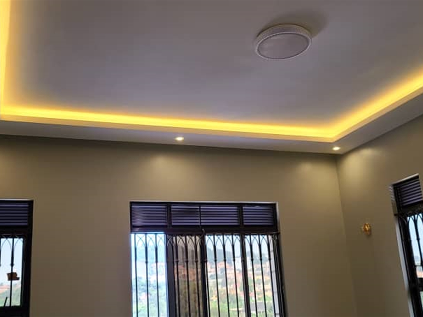 4 bedroom Bungalow for sale in Kitende Wakiso Uganda