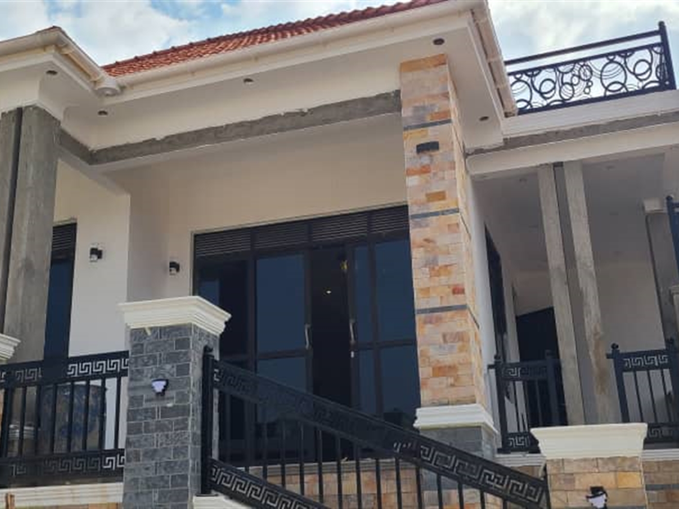 4 bedroom Bungalow for sale in Kitende Wakiso Uganda